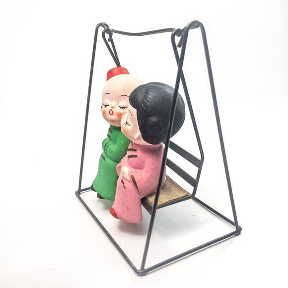 MCM Hand Painted Bisque Porcelain Kissing Couple Swing Japan - Picture 4 of 9
